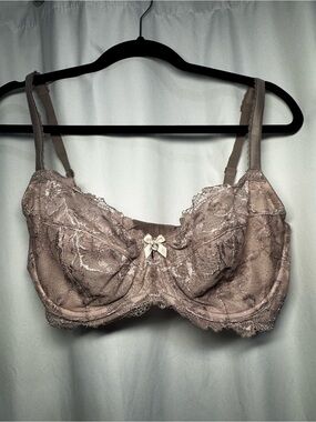 Victoria's Secret Dream Angels Unlined Demi Bra in a lace mauve/taupe colorway.